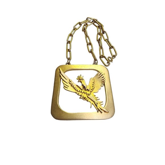 Vintage Heavy Well Made Dimensional Eagle Pendant Necklace (A4189)